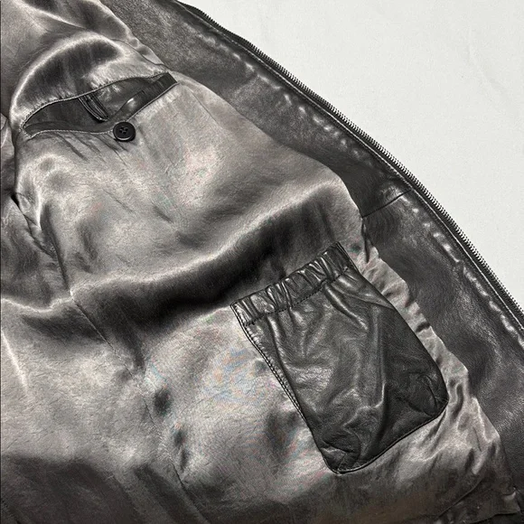 Giorgio Armani Men's Black Leather Jacket - Picture 7 of 10